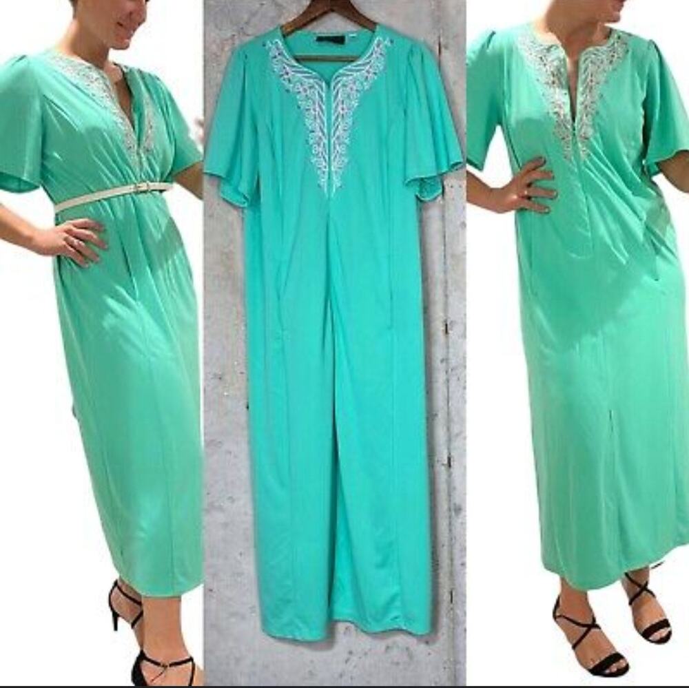 NWT Bob Mackie Wearable Art Embroidered Short Sleeve Maxi Dress Size 2XL